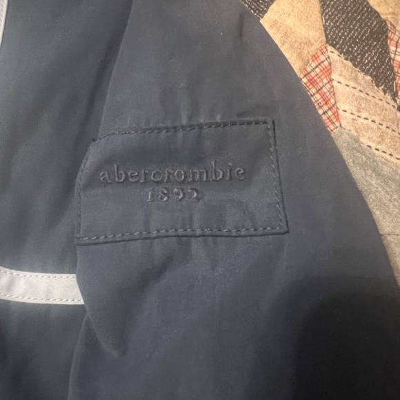 New Abercrombie and Fitch Kids Winter Jacket Size 11/12  NWT - Picture 3 of 4